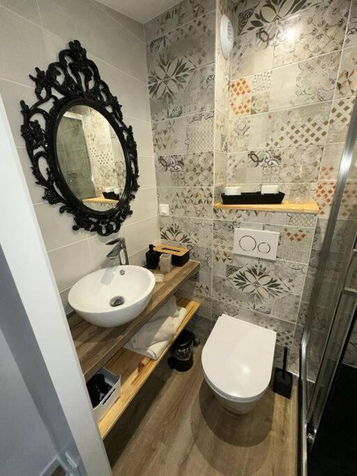 Appartamento Chez Bardot Le Puy-en-Velay Esterno foto